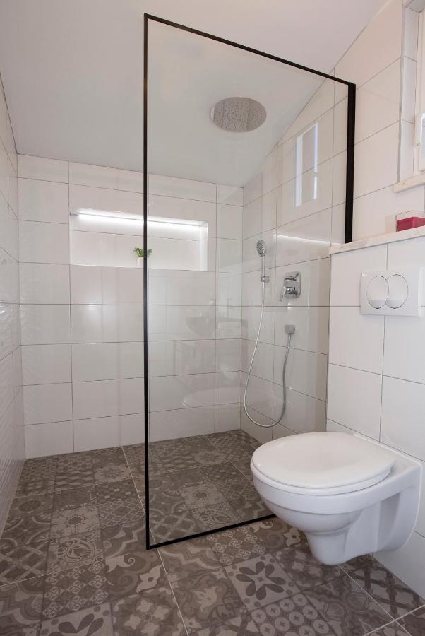 Apartment Maya Bellissima Tugare Exteriör bild